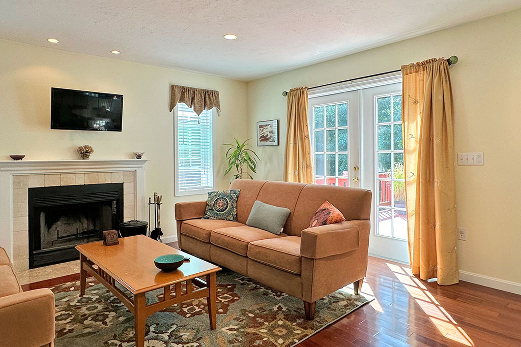 Wayland Square Eastside Providence RI